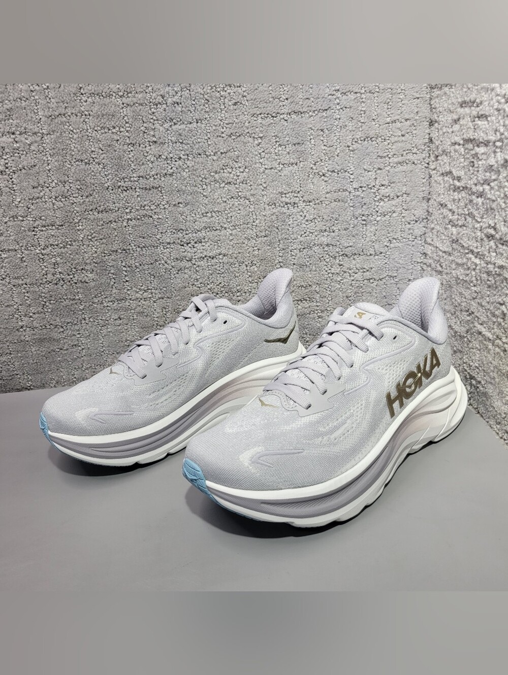 Hoka One One Clifton 10 Womens Size US 7.5B Ash Gray/Foggy Gray Athletic Shoes - Picture 12 of 15